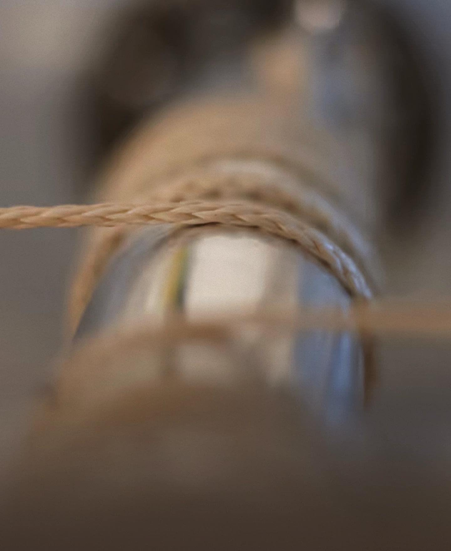 String around motor
